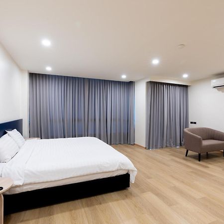 Ca Hotel And Residence Phuket - Sha Extra Plus מראה חיצוני תמונה