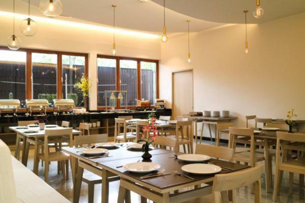 Ca Hotel And Residence Phuket - Sha Extra Plus מראה חיצוני תמונה